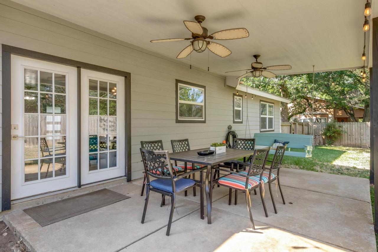 Cozy 4 Bedroom Home Blocks To Main Street And Wineries Fredericksburg Eksteriør billede